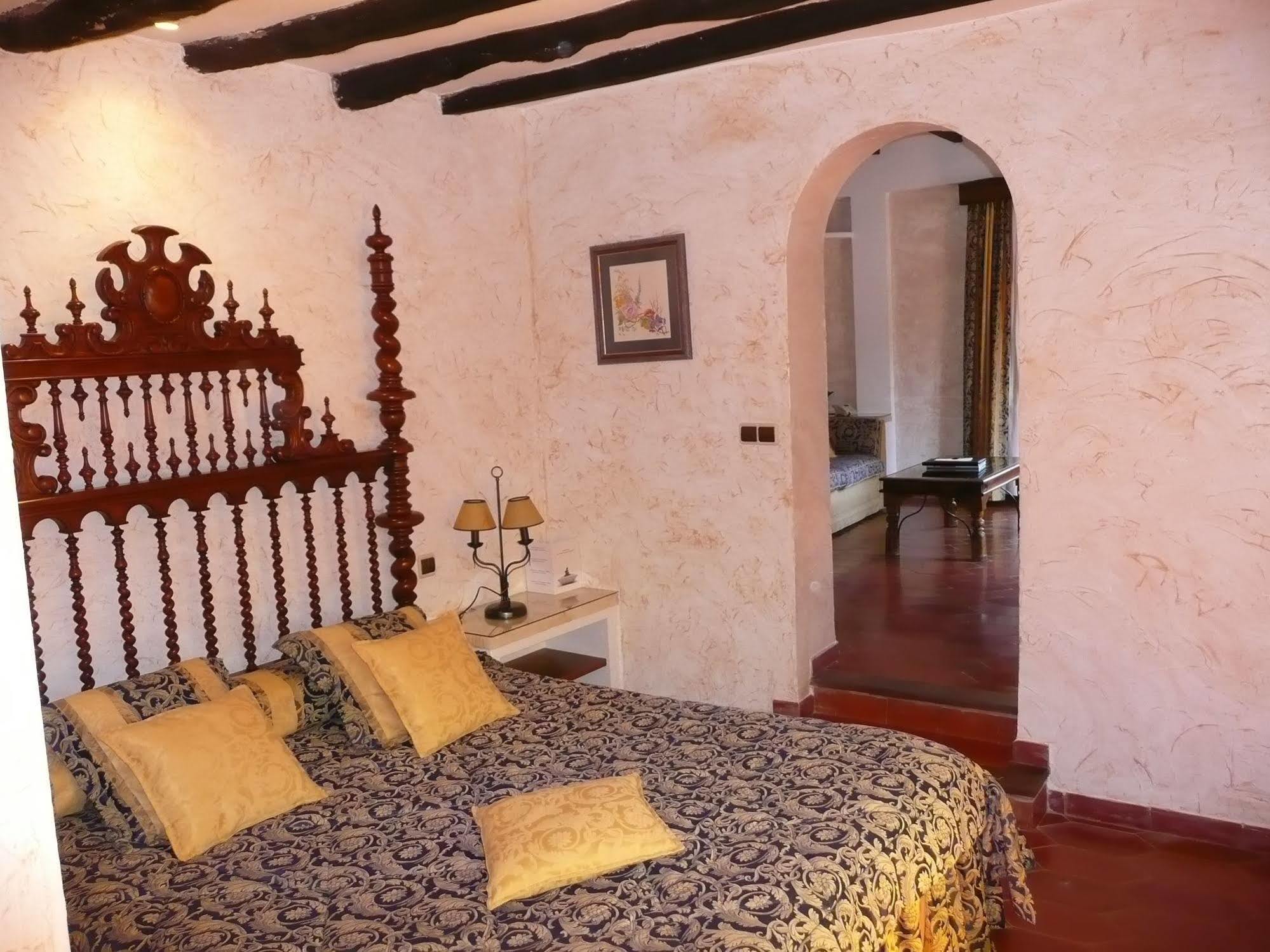 Petit Hotel Ses Rotges - Only Adults Cala Ratjada  Dış mekan fotoğraf
